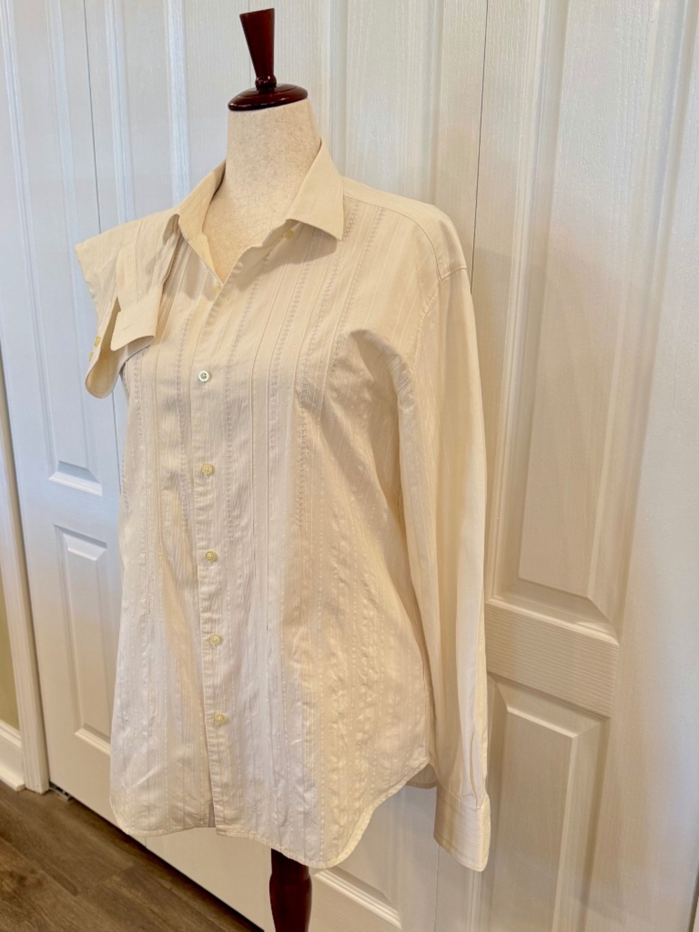 Men's Size Lg Tommy Bahama Cotton & Silk Button Up Shirt, Striped & Embroidered